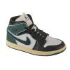 Air Jordan 1 Mid SE FQ7818-100